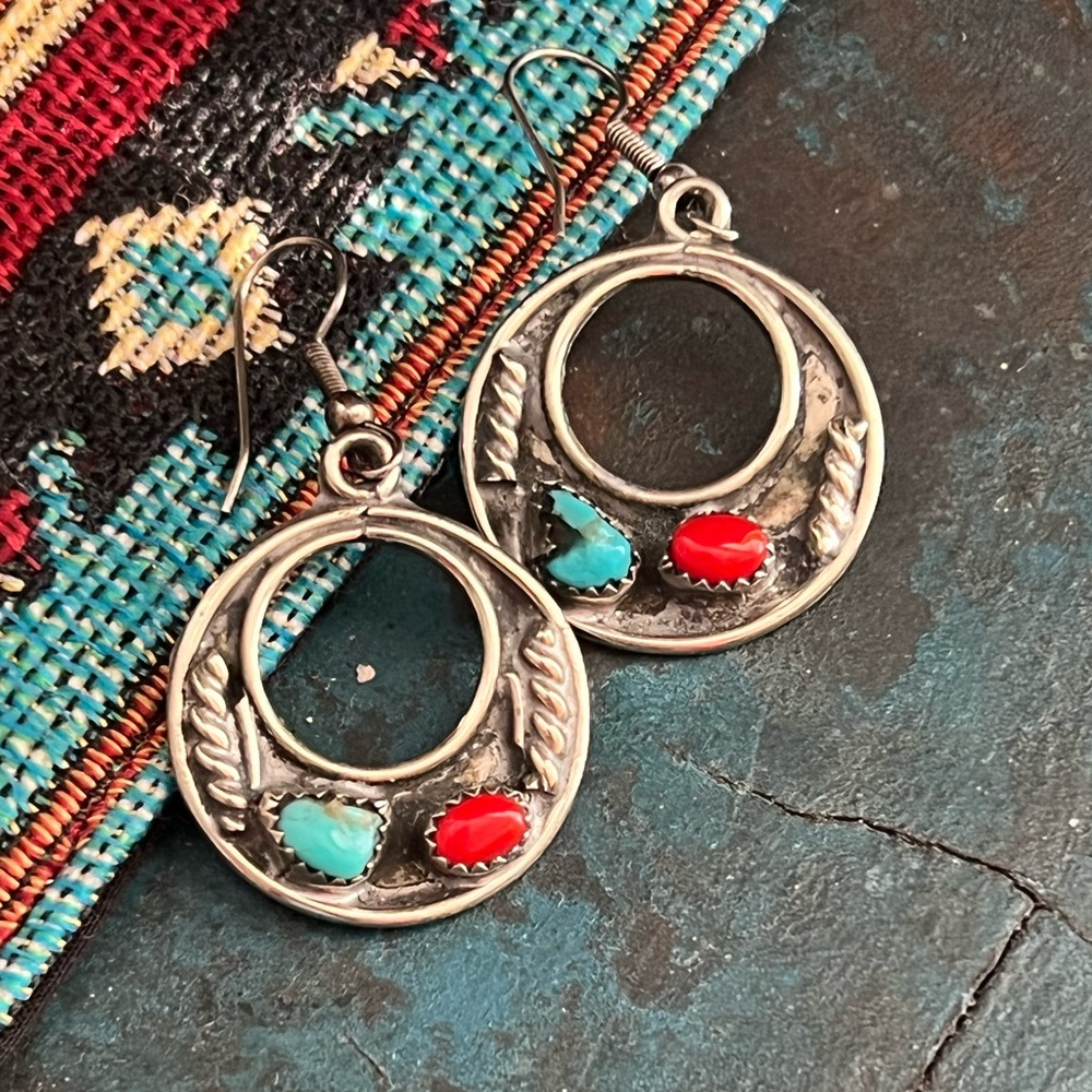 Vintage Native American Sterling Silver Turquoise Earrings - Picture 3 of 6